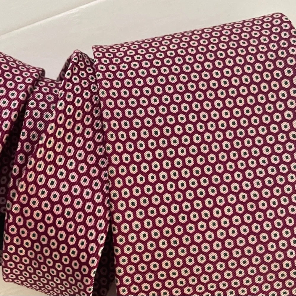 Ralph Lauren Burgundy Red Geometric Men's Tie 100% Silk Hand Finished in the USA